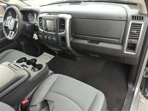Used 2024 RAM 1500 Classic SLT image 17