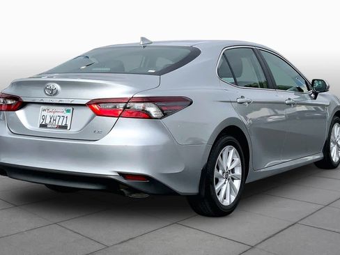 Used 2024 Toyota Camry LE w/ Convenience Package FWD image 12