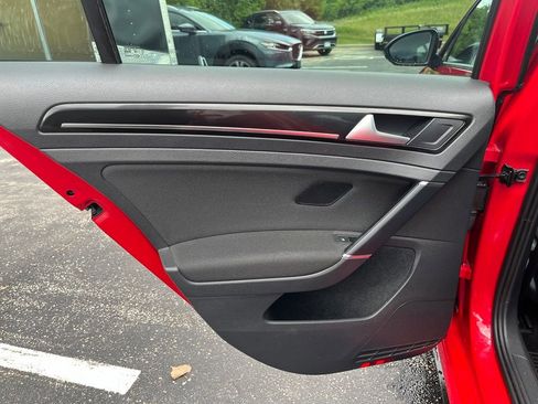 Used 2017 Volkswagen GTI Sport FWD image 23