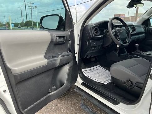 Used 2023 Toyota Tacoma SR AWD/4WD image 21