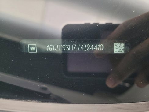 Used 2018 Chevrolet Sonic LT w/ Convenience Package FWD image 33