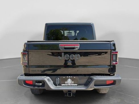 Used 2022 Jeep Gladiator Sport AWD/4WD image 7