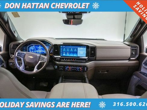 Used 2024 Chevrolet Silverado 2500 LTZ w/ LTZ Convenience Package image 3