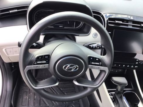Used 2024 Hyundai Tucson SEL FWD image 25
