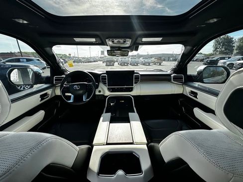 Used 2023 Toyota Tundra Capstone AWD/4WD image 44