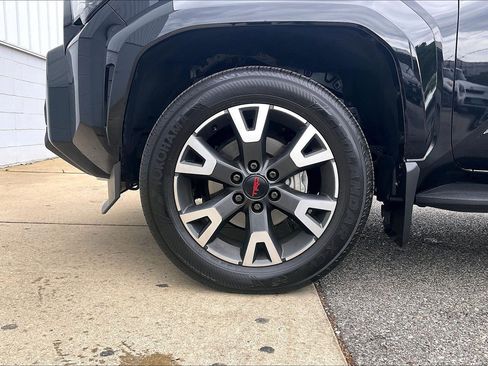 Used 2025 Toyota 4Runner TRD Sport Premium w/ Tow Technology Package AWD/4WD image 11