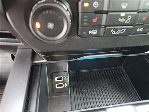 Used 2019 Ford F150 XLT w/ Equipment Group 302A Luxury image 21