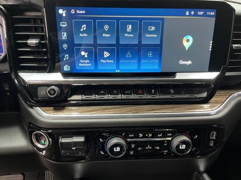 Used 2022 Chevrolet Silverado 1500 RST w/ Convenience Package II AWD/4WD image 15
