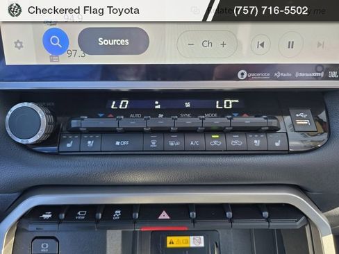 Used 2023 Toyota Tundra Limited image 20