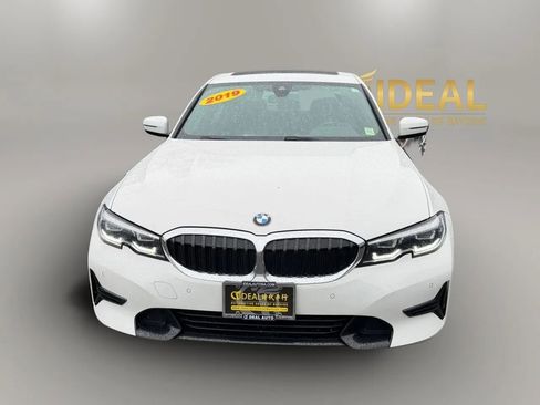 Used 2019 BMW 330i xDrive Sedan w/ Convenience Package image 2