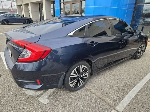 Used 2017 Honda Civic EX-T image 6