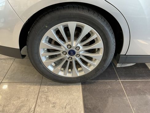 Used 2017 Ford C-MAX SE w/ Equipment Group 201A image 7