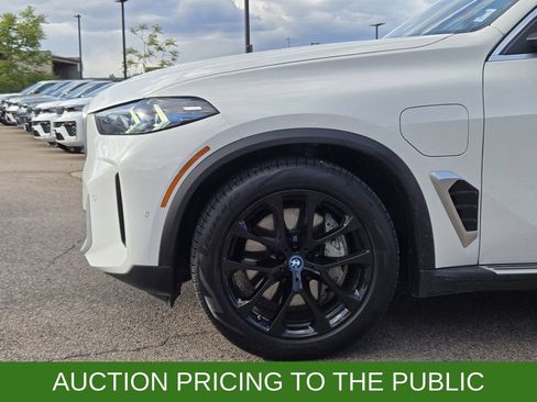 Used 2025 BMW X5 xDrive50e AWD/4WD image 9