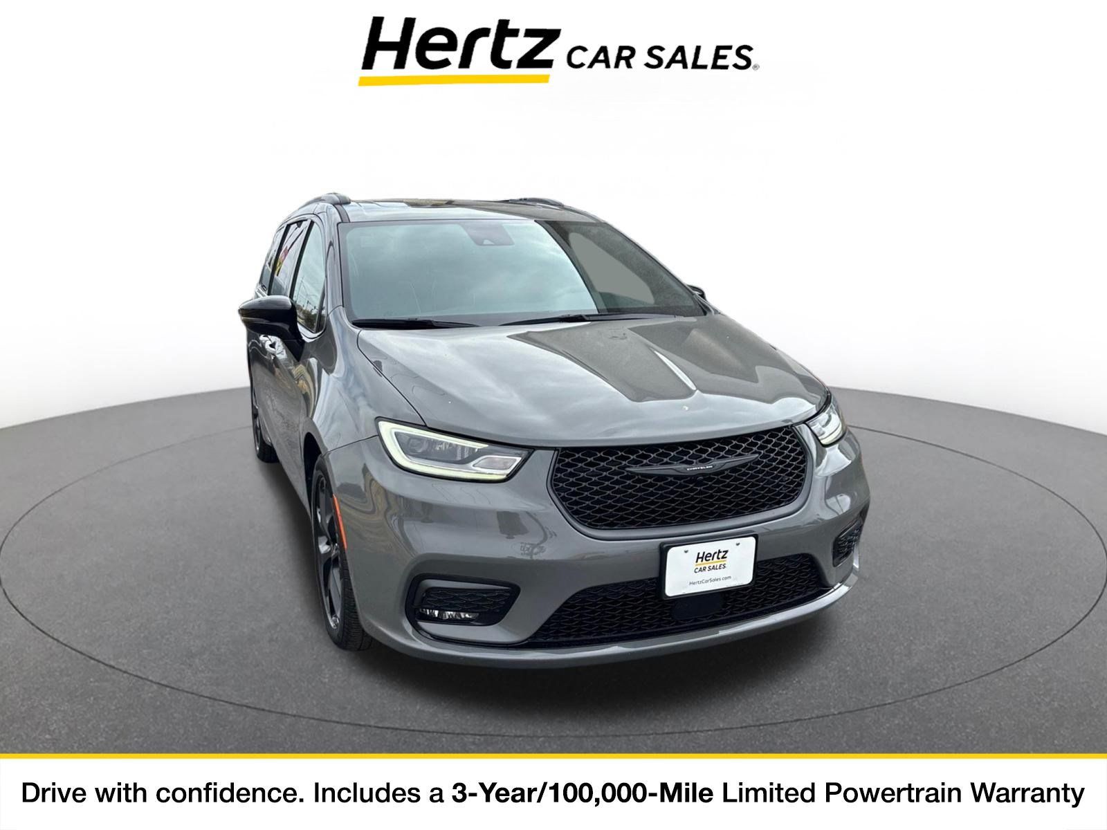 Used 2025 Chrysler Pacifica Limited FWD image 1
