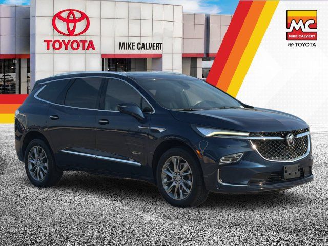 Used 2023 Buick Enclave Avenir w/ Avenir Technology Package FWD image 7