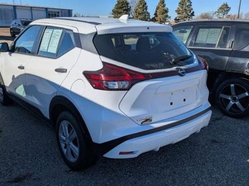 Used 2023 Nissan Kicks S image 4