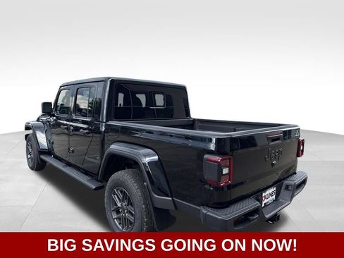 New 2026 Jeep Gladiator Sport AWD/4WD image 7