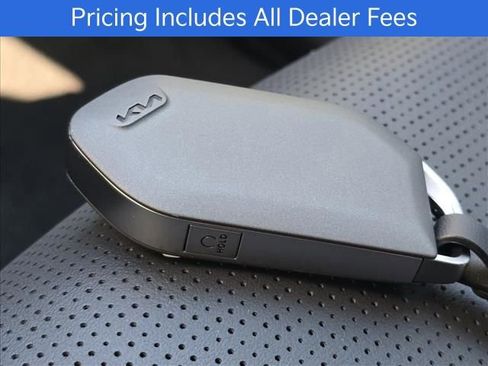 New 2026 Kia Sorento S w/ S Panoramic Sunroof Package FWD image 18