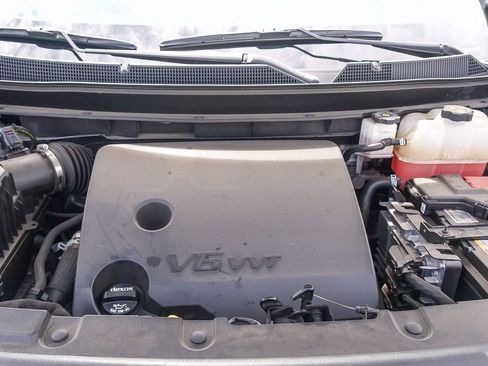 Used 2023 Chevrolet Traverse LT FWD image 26