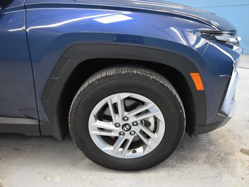 Used 2025 Hyundai Tucson SE FWD image 36