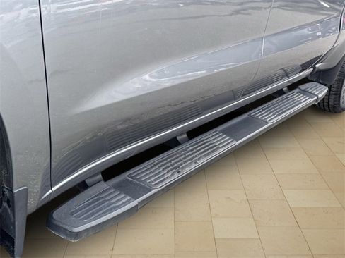 Used 2022 Chevrolet Silverado 1500 RST image 38