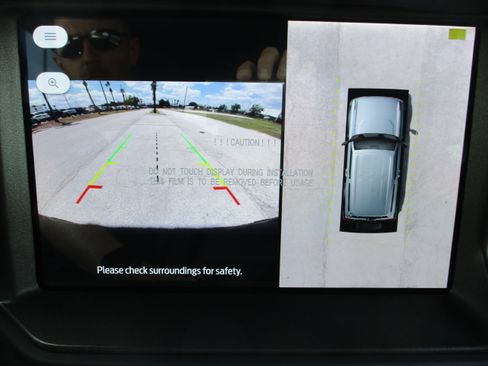 New 2025 Ford Bronco Badlands image 17