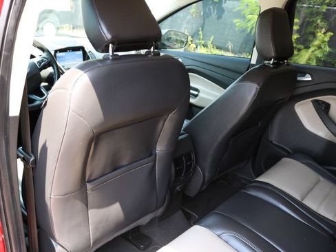 Used 2019 Ford Escape SEL FWD image 14