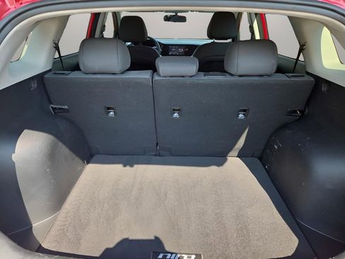 Used 2022 Kia Niro LX image 20