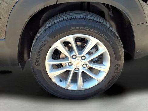 Used 2024 Chevrolet TrailBlazer LS w/ LS Convenience Package FWD image 7