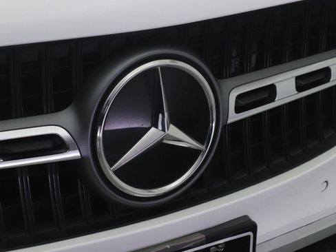 Certified 2025 Mercedes-Benz GLA 250 image 26