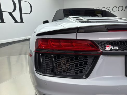 Used 2018 Audi R8 V10 plus AWD/4WD image 23