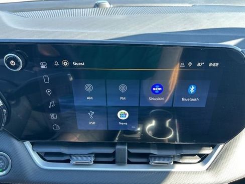 New 2026 Chevrolet Equinox LT image 7