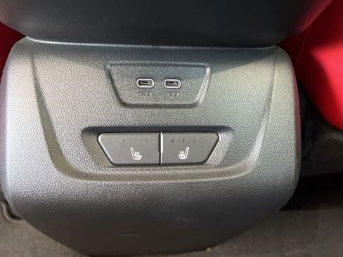 New 2025 Chevrolet Blazer EV RS image 13