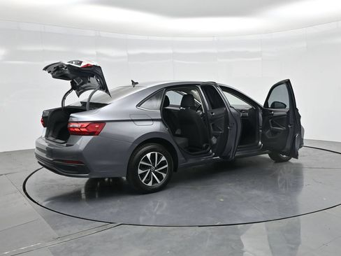 Used 2024 Volkswagen Jetta S FWD image 36