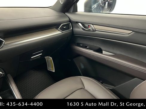 New 2025 MAZDA CX-5 Signature image 12