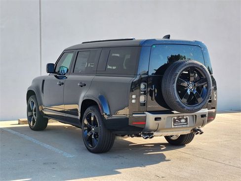 New 2025 Land Rover Defender 130 V8 image 3