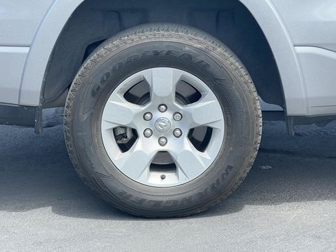 Used 2025 RAM 1500 Big Horn AWD/4WD image 15