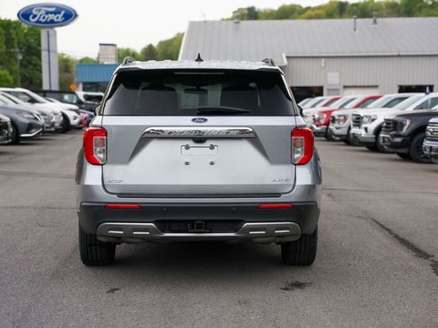 Used 2023 Ford Explorer XLT w/ Equipment Group 202A AWD/4WD image 6