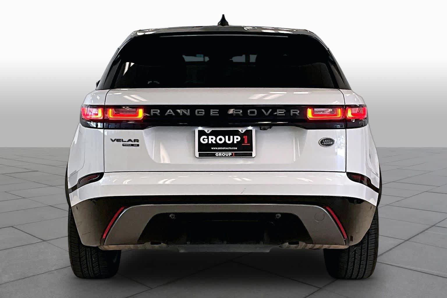 Used 2019 Land Rover Range Rover Velar R-Dynamic SE AWD/4WD image 4