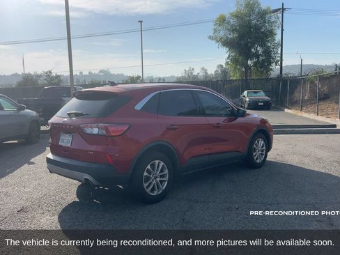 Used 2022 Ford Escape SE FWD image 6