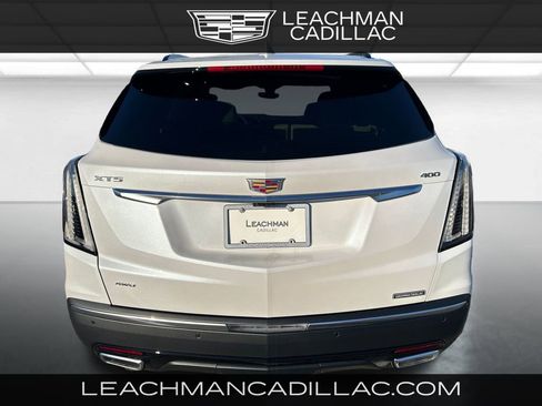 New 2026 Cadillac XT5 Sportv w/ LPO, Floor Liner Package image 8