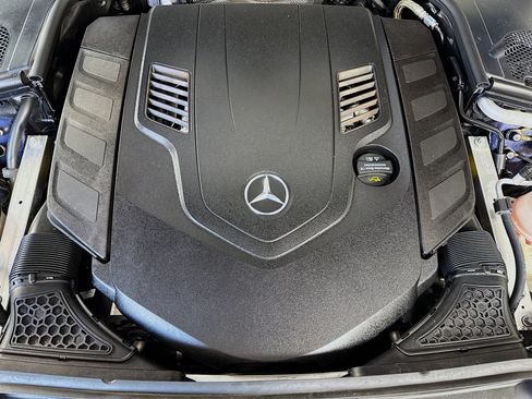 Used 2023 Mercedes-Benz S 580 4MATIC Sedan image 39