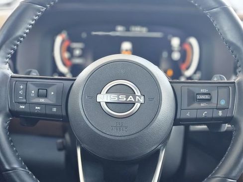 Certified 2023 Nissan Pathfinder Platinum AWD/4WD image 15