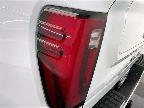 New 2026 GMC Sierra 2500 Denali w/ Denali Reserve Package image 16