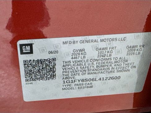 Used 2020 Chevrolet Bolt LT FWD image 40