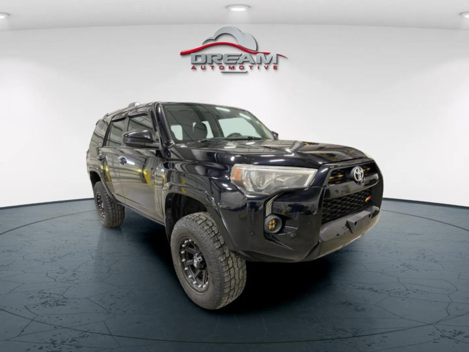 Used 2019 Toyota 4Runner SR5 AWD/4WD image 1