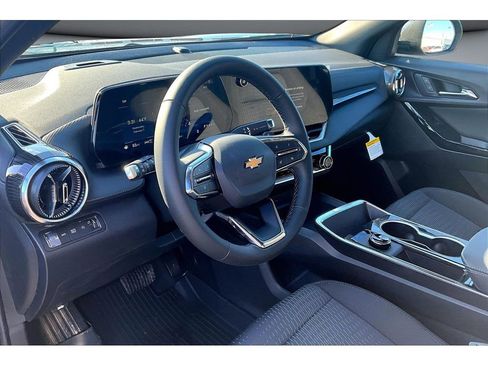 New 2026 Chevrolet Equinox LT w/ LPO, Floor Liner Package AWD/4WD image 7