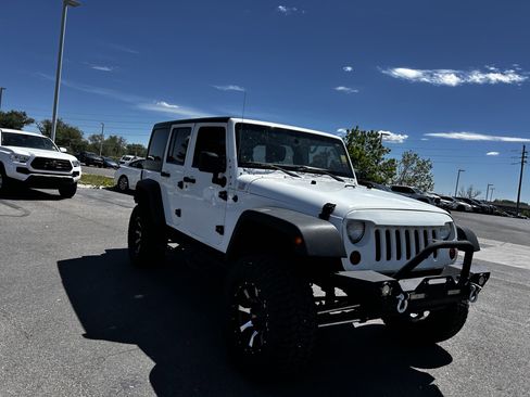 Used 2013 Jeep Wrangler Unlimited Sport AWD/4WD image 7