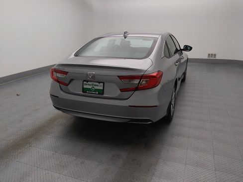 Used 2022 Honda Accord LX image 7