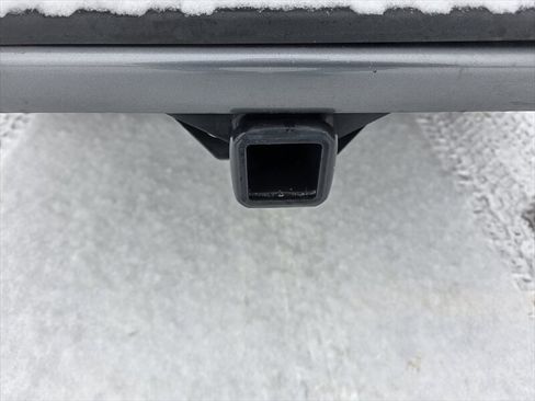 Used 2018 Chevrolet Colorado Z71 AWD/4WD image 22